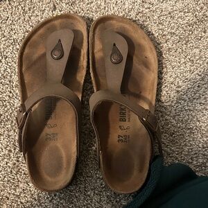 Birkenstock Tan Thong Sandals